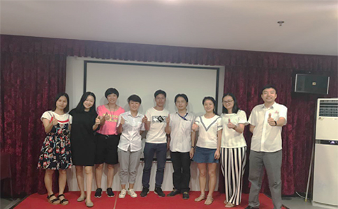  通發(fā)激光的家人們和各位美女初次見面！